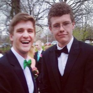 Meet your Posher, Max